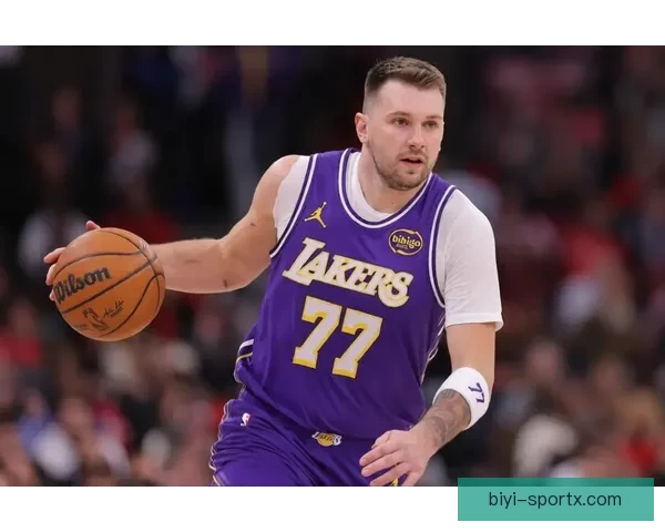 追梦直言底线不可触碰 强调尊重东契奇捍卫家人 霍里言论是蹭热度行为